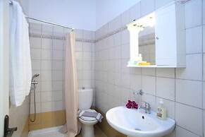 Apartments Avra