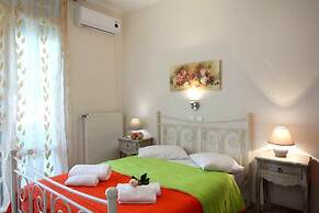 Apartments Avra