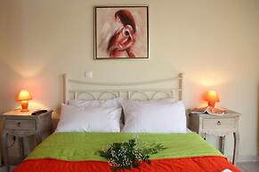 Apartments Avra
