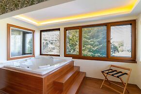 Motali Life Hotel