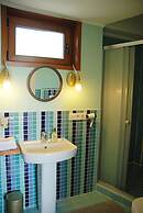 L'isola Guesthouse - Adults Only