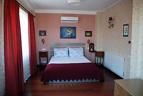 L'isola Guesthouse - Adults Only