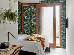 Q-Factory Hotel