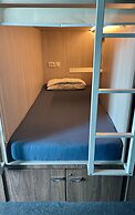 Capsule Hotel 47 Nebo