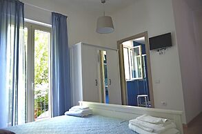 Petit Hotel