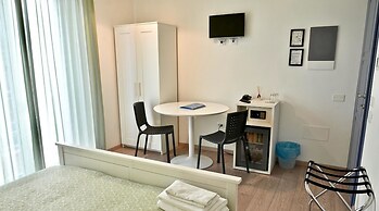Petit Hotel