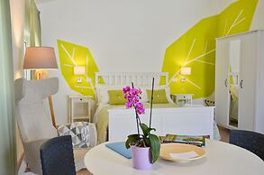 Petit Hotel