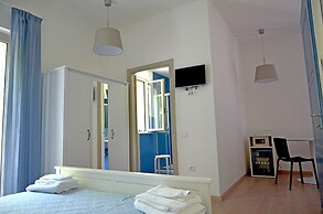 Petit Hotel