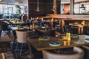 Radisson Blu Hotel Dubai Waterfront