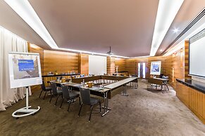 Radisson Blu Hotel Dubai Waterfront