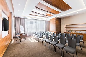 Radisson Blu Hotel Dubai Waterfront