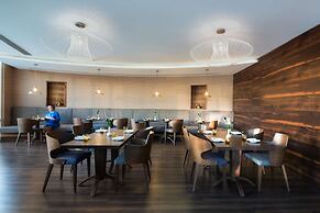 Radisson Blu Hotel Dubai Waterfront