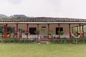 Eco Hotel La Cabaña