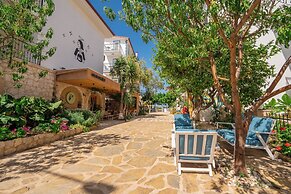 Payam Hotel