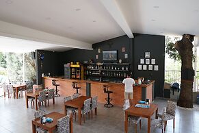 Tunacan Hotel