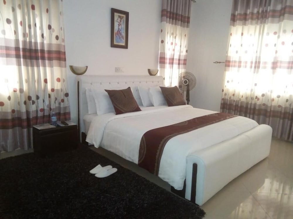 Mowicribs Hotel & Spa