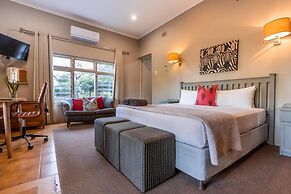 Ngoye Lodge