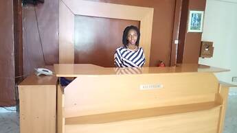Eminence Hotel