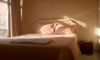 Eminence Hotel