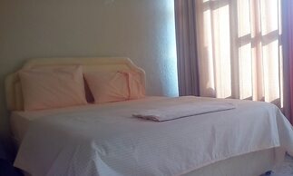 Eminence Hotel