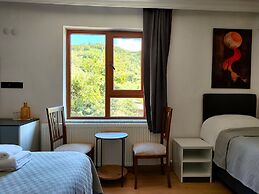Kure Dag Evi