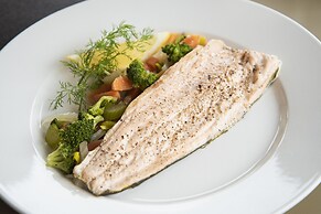 Lavik Fjord Hotell