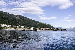Lavik Fjord Hotell