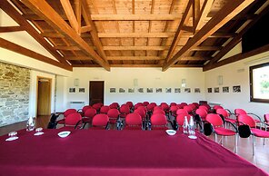Borgotufi Albergo Diffuso