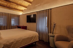 Borgotufi Albergo Diffuso