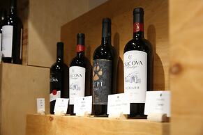 Wine Hotel