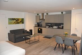Hampton Suites Serviced Apartments