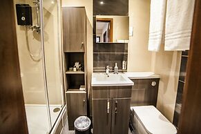 Hampton Suites Serviced Apartments