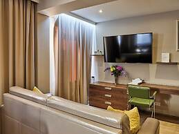Hampton Suites Serviced Apartments