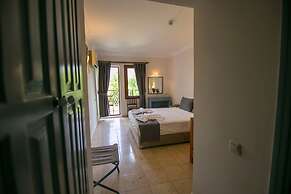 Kilim Apart Hotel