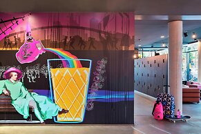MOXY Frankfurt East
