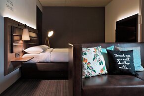 MOXY Frankfurt East