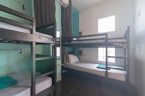 Wonderloft Hostel Kota Tua