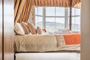 Blenheim Lodge