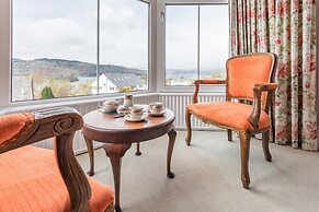 Blenheim Lodge