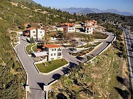 Menalia Villas & Suites