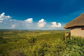 Umzolozolo Private Safari Lodge