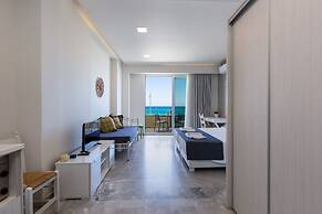 Meltemi Coast Suites