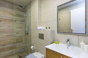 Meltemi Coast Suites