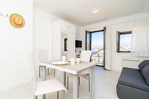 Cina Apartments