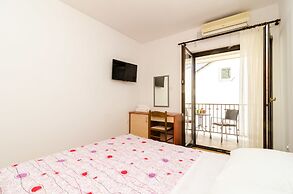 Cina Apartments