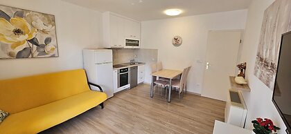Cina Apartments