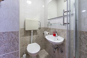 Cina Apartments