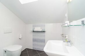 Cina Apartments