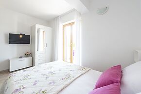 Cina Apartments