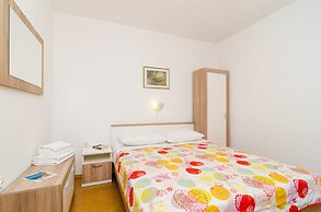 Cina Apartments